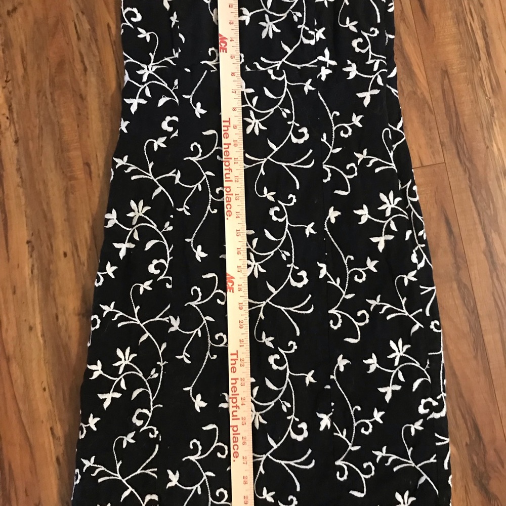 Strapless dress size 6/8 - Picture 3 of 4
